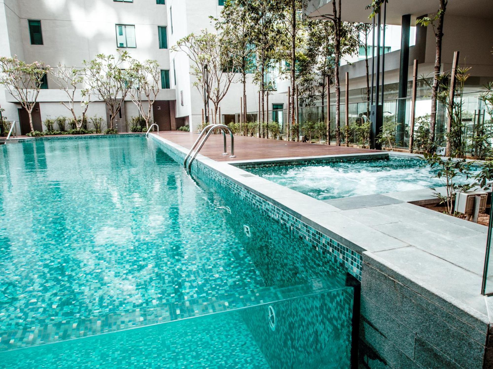 Summer Suite Express By Subhome Kuala Lumpur Exterior photo